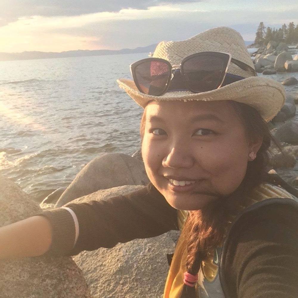 Meet your Posher, Crystal